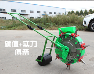 เครื่องหว่านเมล็ดข้าวโพดแบบเข็นด้วยมือสำหรับรถแทรกเตอร์ - Product Image 2