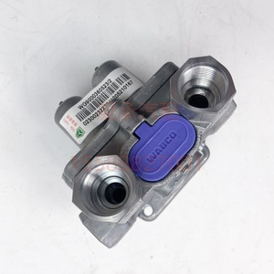 Nuevos <span class=keywords><strong>repuestos</strong></span> de chasis automotriz Sinotruk Howo A7 WG9000360523 Válvula de aire de protección de cuatro circuitos en excelentes condiciones - Product Image 3