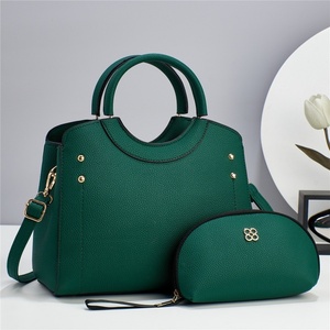 Set di Borse a Spalla e a Tracolla Monocolore di Grande Capacità, Borse di Lusso da Donna 2026 - Product Image 1