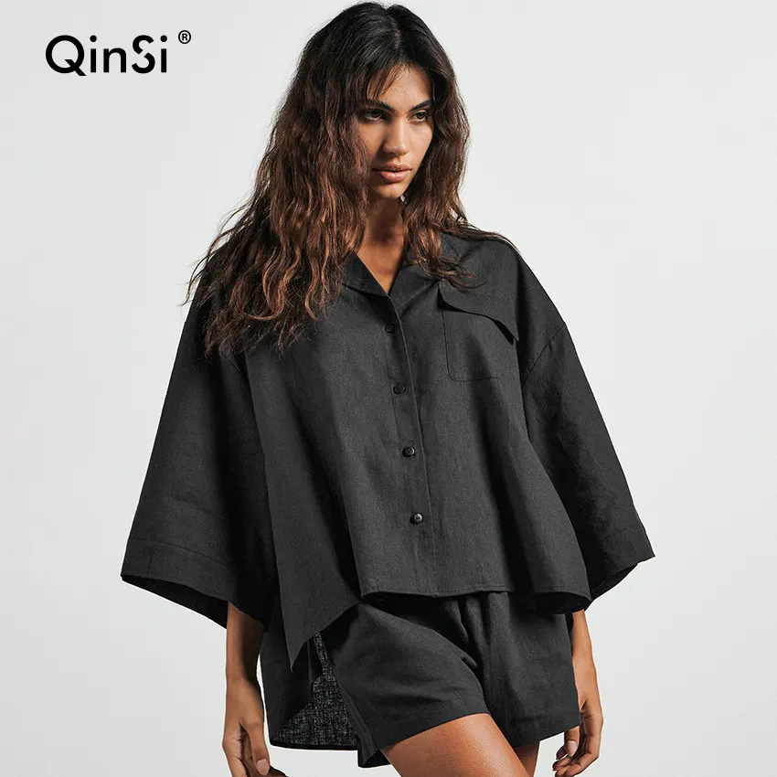 QINSI फैशन कैज़ुअल ब्लैक शॉर्ट्स सेट समर नाइटवियर लूज़ सूट होम बटन अप शर्ट्स इलास्टिक कमर शॉर्ट्स पजामा 2024 के साथ