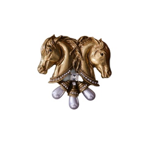 Broche é<span class=keywords><strong>l</strong></span>égante et minimaliste en alliage incrusté <span class=keywords><strong>de</strong></span> perles, motif double tête <span class=keywords><strong>de</strong></span> cheval, style rétro, accessoire polyvalent pour femme - Product Image 5