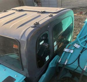 Medium Used <b>Excavator</b> KOBELCO SK200 Japan Original Digger 20 TON for SALE - Product Image 2