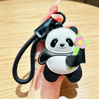 Llavero de cuero con forma de panda y mosquetón, diseño de panda de cuero con flor de dibujos animados, regalo de lujo para parejas