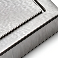 Nouvelle conception AI : Plaque trophée en acier inoxydable brossé avec gravure personnalisée pour événements d'entreprise et cérémonies de remise de prix