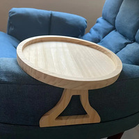 Versandfertiges Sofa-Armlehnen-Beistelltischchen zum Anklemmen, Snackhalter, Lazy-Side-Table für Wohnzimmer, Freizeit und den täglichen Gebrauch