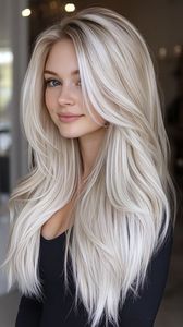 Perruque synthétique en fibre de haute qualité 13x4 avec dentelle, cheveux blancs lisses, perruque tendance, bonnet élastique respirant avec frange centrale naturelle - Product Image 6