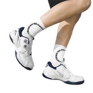 <span class=keywords><strong>Chaussures</strong></span> de Badminton à boucle rotative professionnelle pour hommes femmes à lacets en caoutchouc antidérapant respirant niveau de compétition confortable - Product Image 5