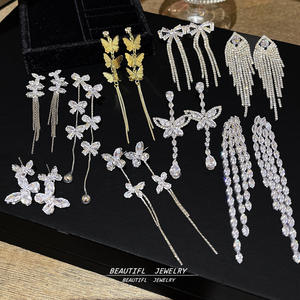 Pendientes <span class=keywords><strong>de</strong></span> borla con circonita para mujer, <span class=keywords><strong>de</strong></span> lujo ligero, diseño <span class=keywords><strong>de</strong></span> alta gama, nuevo estilo, atmosféricos y exagerados, fabricados en Yiwu, modelo LS3 - Product Image 3