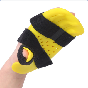 Dispositivo di Fissaggio Ortopedico per Mano con Supporto per Polso per Riabilitazione e Allenamento - Product Image 1