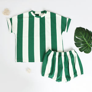 2024 Top ventes bébé vêtements Design à la mode été chemise <span class=keywords><strong>de</strong></span> Football à rayures verticales bébé garçon ensembles <span class=keywords><strong>de</strong></span> vêtements - Product Image 3