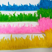 Franges de plumes de coq blanches teintées, garniture de plumes de gallo pour robes de carnaval, coiffes, vêtements, costumes et décoration