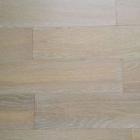 Plancher de bois dur de chêne Plancher solide européen de parquet de chêne solide Plancher de bois dur de chevrons pour l'usage d'intérieur