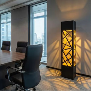 Lampes décoratives en métal, design moderne de haute qualité - Product Image 1