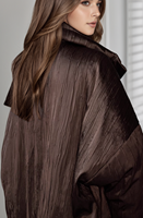 Manteau long en duvet classique haut de gamme pour femmes, style hiver 2025, col montant, coupe-vent, couleur unie, pour un usage quotidien
