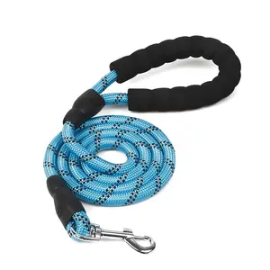 Hot Sale Rope Dog Leash Strong Heavy Duty Flexible Long Custom Nylon Leash for Dogs