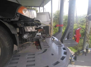 Machine de réparation de collision avec <span class=keywords><strong>carrosserie</strong></span> automatique tirant le cadre d'alignement pour l'atelier ou le <span class=keywords><strong>garage</strong></span> de voiture - Product Image 5