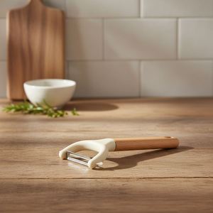 Nouvel éplucheur manuel en acier inoxydable pour fruits et légumes (concombre, pomme, pomme de terre) - Outil de cuisine - Product Image 4