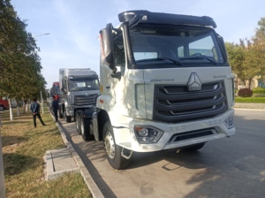 Dijual truk kepala truk traktor roda 10 "Tugas Berat Sinotruck baru HOWO NX 400HP 430 hp 6x4 10 - Product Image 6