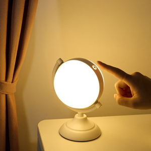 Kim loại + ABS đen trắng 3 màu sắc nhiệt độ DC5V USB phí 2000mAh pin bảng đèn cảm ứng mờ - Product Image 2