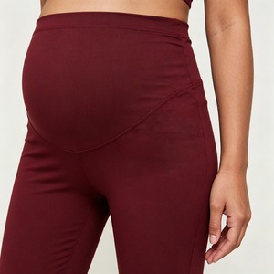 Tenues d'hôpital personnalisées avec logo pour femmes enceintes : Blouses et pantalons d'allaitement, ensembles d'uniformes médicaux en gros - Product Image 2