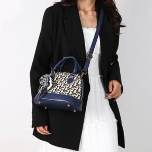 Bolso de hombro tipo bandolera pequeño informal para mujer con correa extraíble PU cierre de cremallera patrón geométrico diseño portátil - Product Image 5