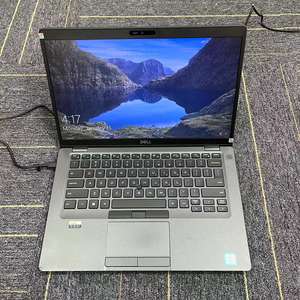 Laptop Dell 5400 Usato con Intel Core I7 8a Gen, SSD, Windows 10, Schermo Full HD 14'', Grado A, per Uso Educativo, Vendita all'Ingrosso - Product Image 1