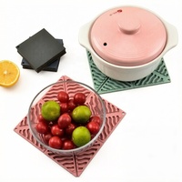 Vente en gros de vaisselle en silicone, sous-verre carré pliable isolant thermique, napperon en silicone pour table à manger