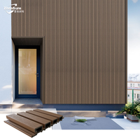Panneau mural extérieur composite WPC imperméable et écologique, panneau de bardage à lamelles cannelées en co-extrusion pour la décoration extérieure