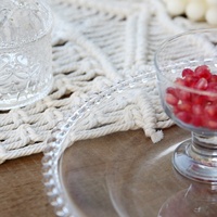 Assiettes rondes en plastique transparent écologiques avec perles dorées pour mariage