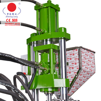Machine de moulage par injection verticale hydraulique à commande PLC pour plastiques PVC, PP, PE