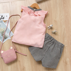 Conjunto de Ropa para Niñas con Bonito Lazo de Encaje y Cuadros - Product Image 2