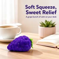 Balle anti-stress en forme de grappe de raisins, texture gelée douce et réaliste, avec feuilles vertes, taille paume, pour le bureau