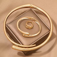 Élégants Ensembles de Bijoux 3 Pièces Plaqué Or 18K, Collier Goutte d'Eau, Ras-de-Cou, Bracelet et Bagues pour Femmes
