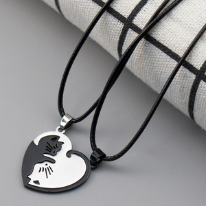Thời trang thép không gỉ động vật Mặt dây chuyền Yin Yang đen trắng mèo ôm vài Vòng cổ Ngày Valentine phong cách - Product Image 3