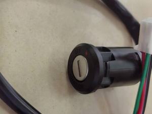 Accessoires de moto Interrupteur à clé d'allumage à 4 fils pour <span class=keywords><strong>Quad</strong></span> Dirt Bike 50cc 110cc 125cc 250cc PIT ATV - Product Image 5