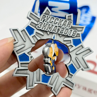 Échantillons gratuits de médailles et trophées de pickleball de sport gravés en alliage de zinc durables rotatifs avec logo en relief personnalisé