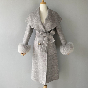 Abrigo Largo de Cachemira Suave Personalizado de Doble Cara con Botones y Puños de Piel Auténtica para Mujer, Transpirable, Informal, para Otoño e Invierno, Color Gris - Product Image 3