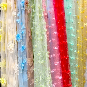 Tela de encaje 3D nupcial <span class=keywords><strong>con</strong></span> bordado floral de cristal y <span class=keywords><strong>tul</strong></span> de cordón <span class=keywords><strong>con</strong></span> cuentas para decoraciones de boda - Product Image 1