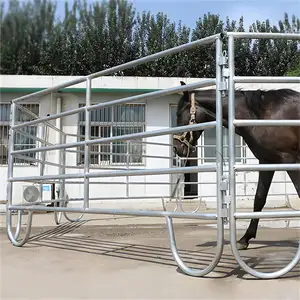 Großhandel Stahl Rinderhof/Liebeständerzaun/Korral-Zaunplatten für eine Reihe von Rinderhöfen