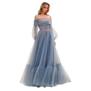 Vestido de Novia Azul con Hombros Descubiertos, Manga Larga de Malla, Cintura Imperio y Volantes, Estilo Cola de Sirena - Product Image 5