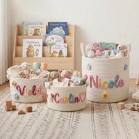 Panier de rangement en corde de coton personnalisé avec nom de bébé, organisateur de jouets brodé sur mesure, décorations à l'effigie de fleurs/animaux, pour chambre de bébé ou baby shower