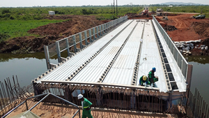 Soluzione Edilizia Commerciale e Industriale Prefabbricata in Acciaio Ecologica, a Basso Costo e Alta Efficienza - Product Image 3