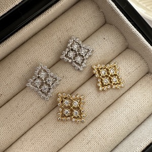 Boucles d'oreilles en argent pur S925 avec zircon, style rétro français, élégantes, au tempérament simple, à la mode, bijoux légers, forme de goutte d'eau incrustée - Product Image 1