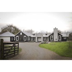 Villa en ossature légère en acier, design farmhouse, pour usage résidentiel - Product Image 2