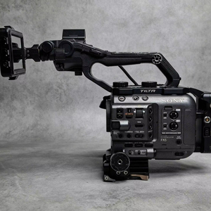 Cámara de Cine Profesional Sony <span class=keywords><strong>FX6</strong></span> 4k 120P Full-frame - Product Image 1