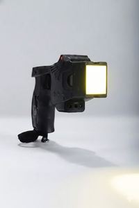 Wholesale Custom Long Distance LED Torch Light Outdoor Promotional Flashlight Remote Control LED Flashing Feature Custom