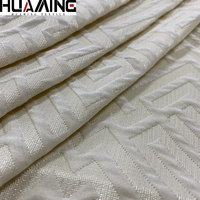 2022 décor à la maison tendance anti-pilule et antistatique 3D géométrique Jacquard tissé tissu d'ameublement fil teint motif pour Textiles de maison