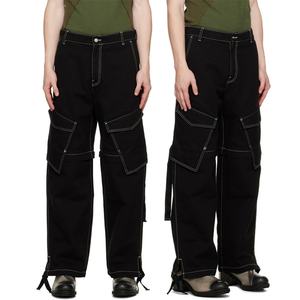 กางเกงยีนส์ผู้ชายทรง Relax Fit สีดำ ขาแบบถอดซิปได้ ตะเข็บตัดกัน ทรงพาราชูท - Product Image 1