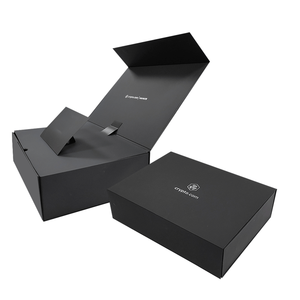 Magnet Closure Lid Cardboard Rigid <b>Gift</b> <b>Box</b> Luxury <b>Black</b> Paper Packaging with Embossing Recyclable and Custom Logo - Product Image 4