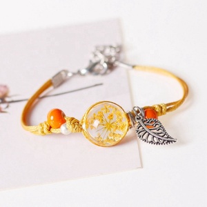 Pulsera de <span class=keywords><strong>trébol</strong></span> de flor salvaje prensada, regalo de San Valentín, parejas trenzadas bohemias - Product Image 2